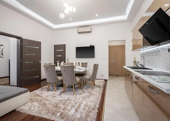 Centrum Opera Luxury With Free Garage Budapest