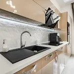 Apartment Centrum Opera Luxury With Free Garage