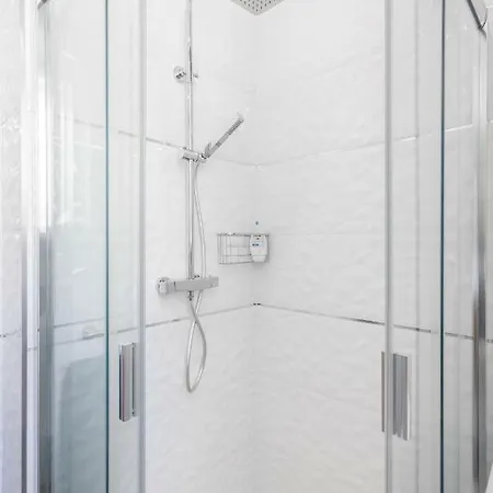 Centrum Opera Luxury With Free Garage *